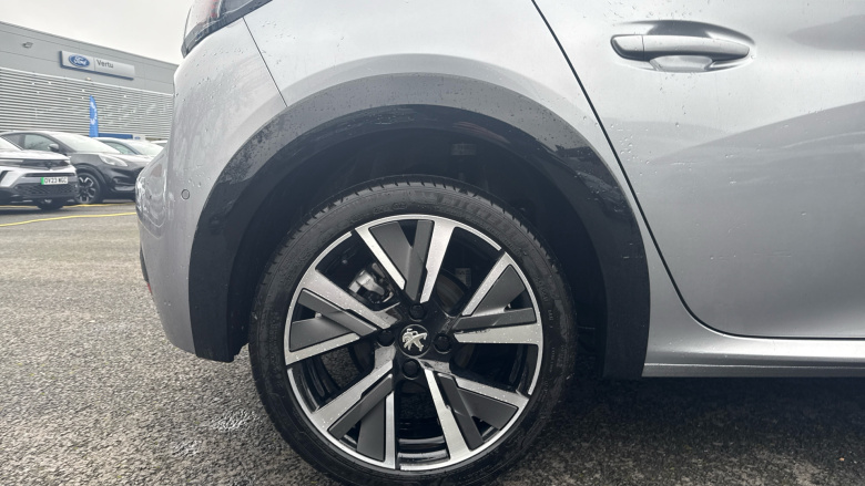 Peugeot 208 1.2 PureTech 100 GT 5dr Petrol Hatchback